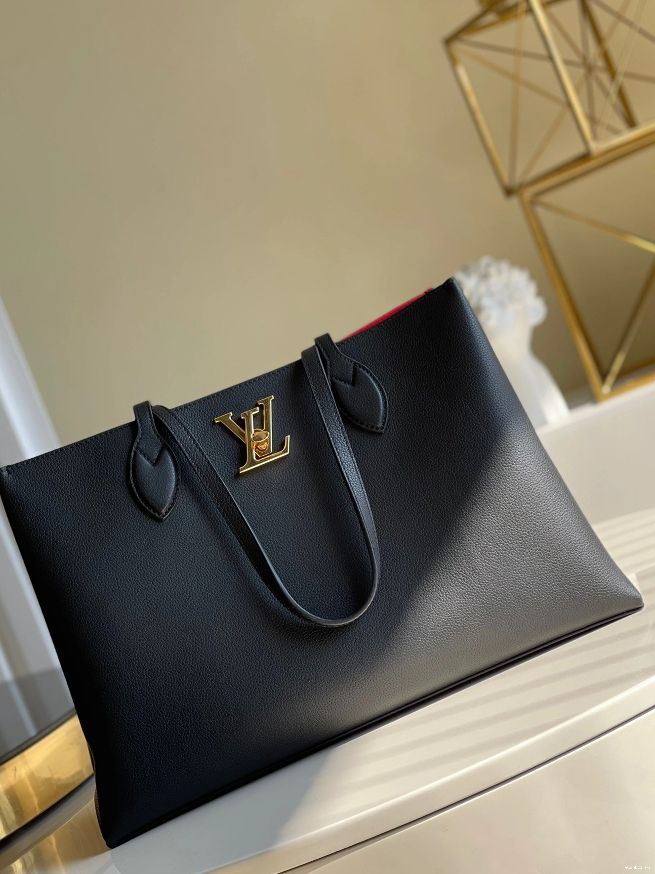 WIS SHOPPER VUITTON LOUIS LOCKME 0817